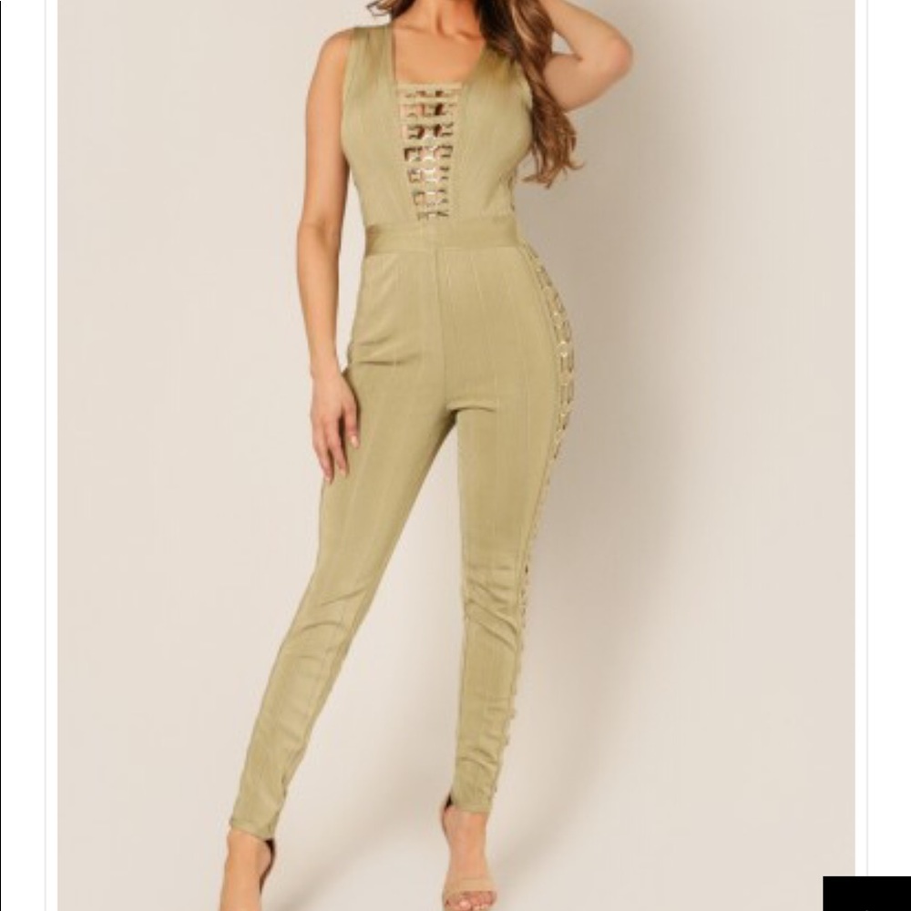 Green jumpsuit.. bandage